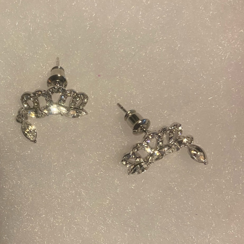 Elegant  ladies Crystal crown Earrings